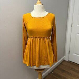 EUC Fantastic Fox Mustard Babydoll Long Sleeve Top with Full Sleeves Sz S